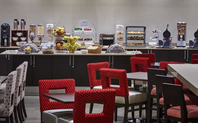 Best Western Plus Waterfront Hotel