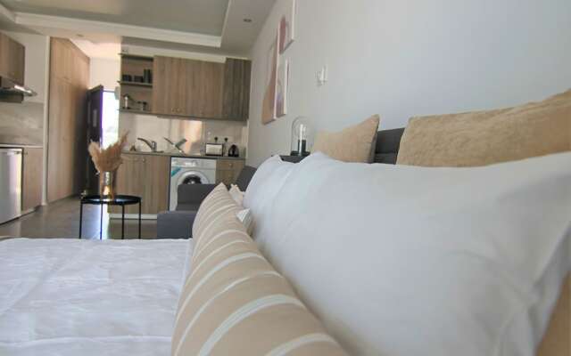 Phaedrus Living Seaside Flat Athina 117