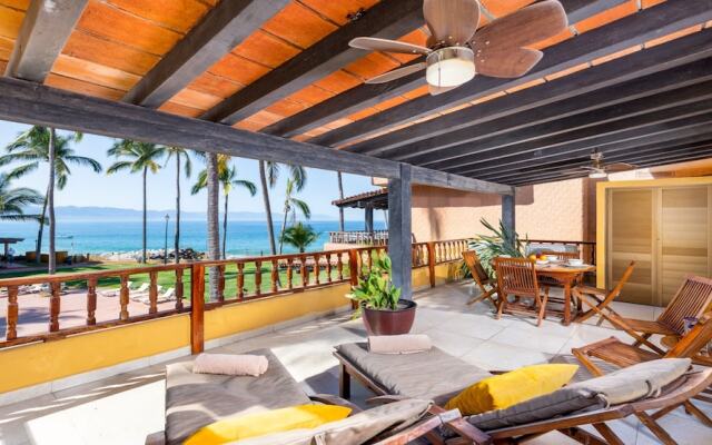 Condo Los Tules 15-122 by Kivoya