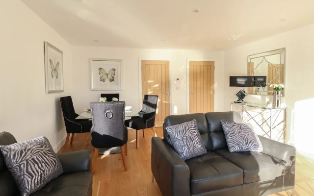 Harbourside Haven Apartment 3