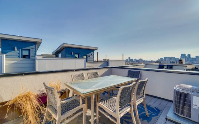 Rooftop Deck & Mtn Views: Luxe Denver Home