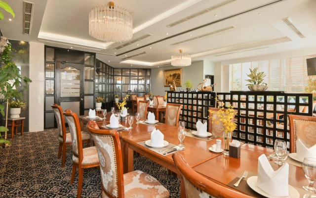 Hotel Grand Saigon