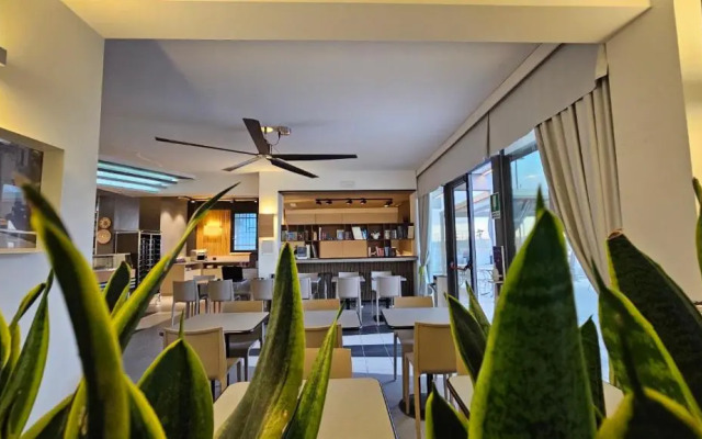 Hotel Caravel