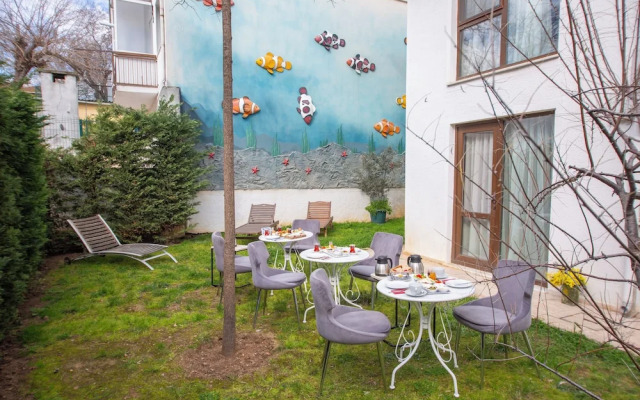 poseidon kınalıada pansiyon