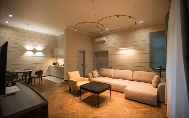 Grand Manor 5*