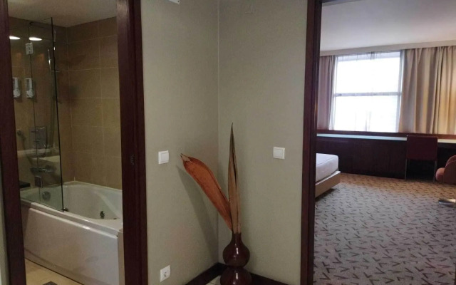 Skyna Hotel Luanda