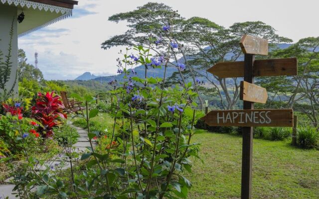 Green Cottage Chamarel