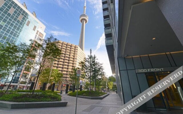 Velvet Stays – CN Tower and Convention Center