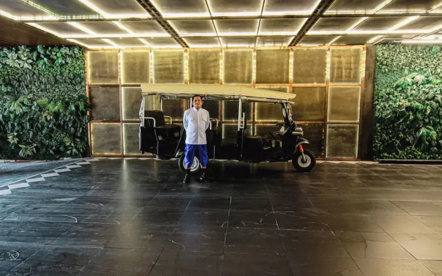 Metropolis Suites Bangkok, Tapestry Collection by Hilton