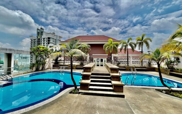 Casa Mutiara Apartments by Moonlight