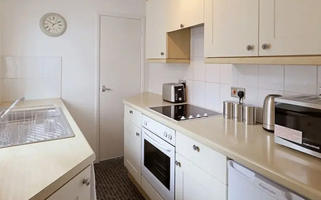 2 Bedroom City Centre House - Guest Homes!