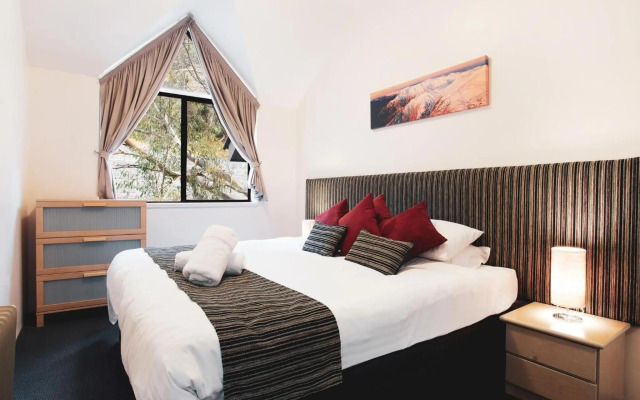 Lantern 1 Bedroom Loft with car space and Awesome View