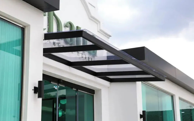 Chana Bangkok Hotel