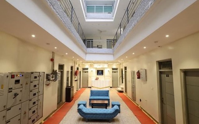 Hotel Amrit