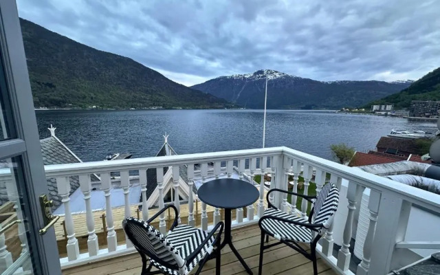 Hofslund Fjord Hotel