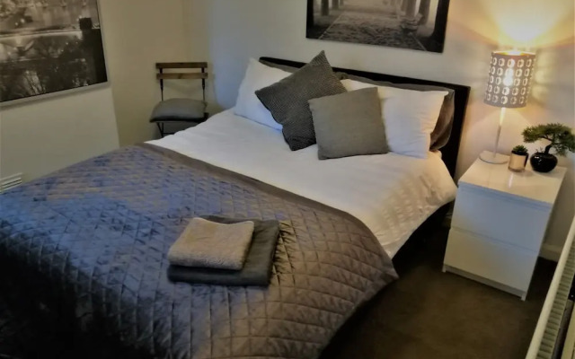 Freemantle Solent Lodge
