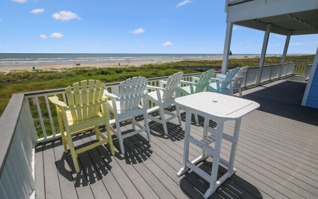 Beachfront Melody 4 Bedroom Home