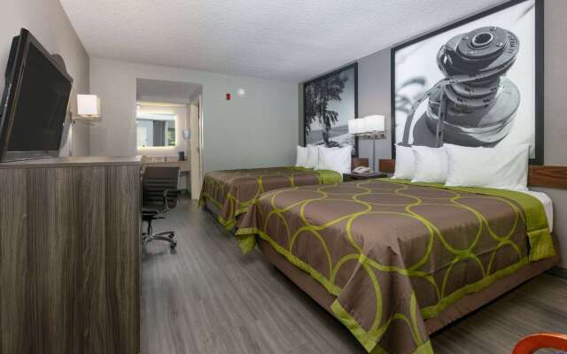 Super 8 by Wyndham Diberville Biloxi Area