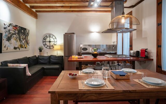 Habitat Apartments Ferran