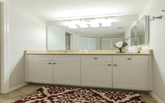 Seagate C 1004 - 2 Br Condo