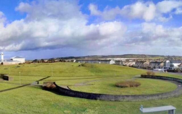 Dunluce Green - Portrush by the Sea