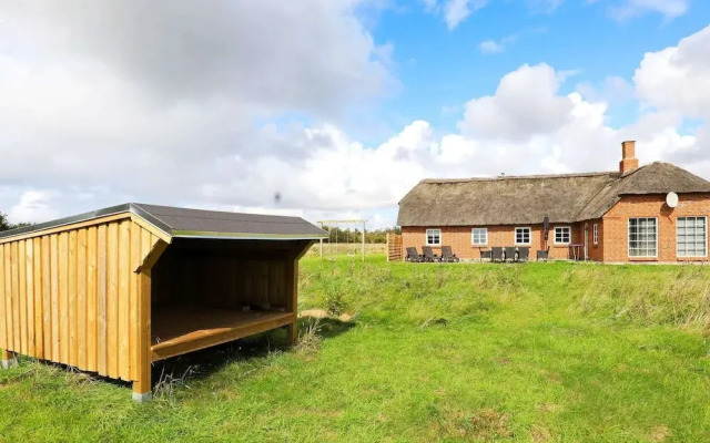 8 Person Holiday Home in Ulfborg-by Traum