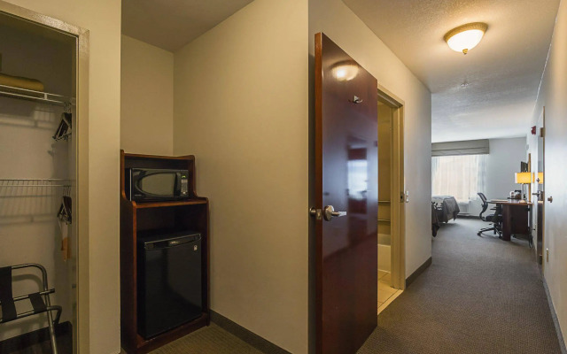 Sleep Inn And Suites Manchester