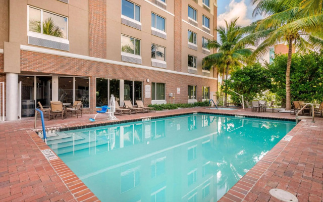 Cambria Hotel Ft Lauderdale, Airport South & Cruise Port