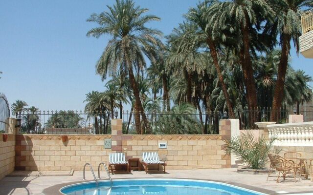 Home Sweet Home Luxor Apartments