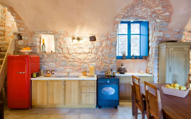 Arapakis Historic Castle