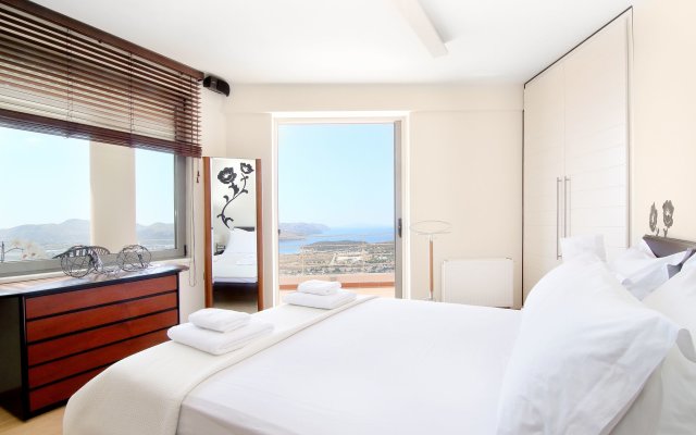 4 Bedroom Villa TakeOff in Anavyssos - BLG 69210