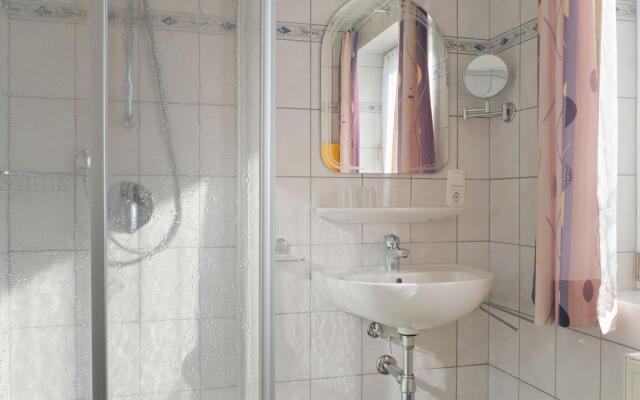 Lovely Apartment With Terrace in Fuegenberg