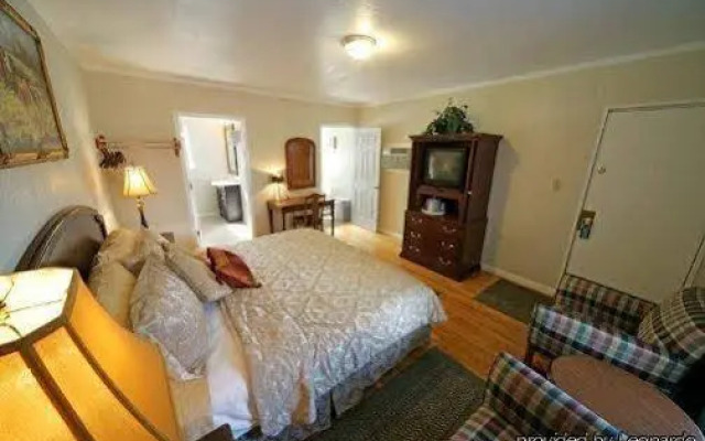 Rainbow Lodge and Inn