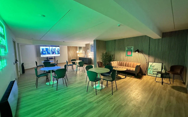 Bleis Hotel