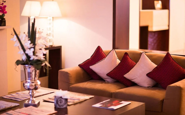 The Park City Grand Plaza Kensington