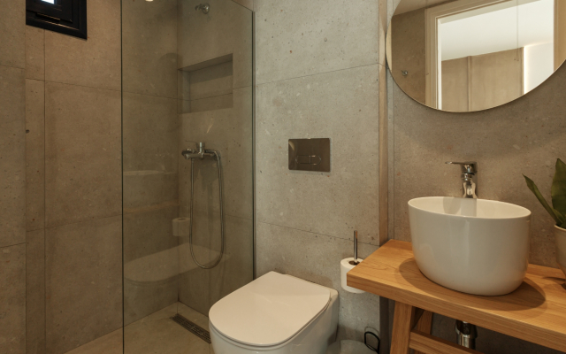 Nami Hotel & Suites