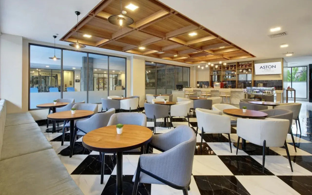 Aston Palu Hotel & Conference Center