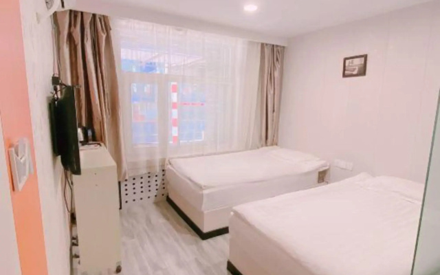 Xilong Hotel (Harbin Central Avenue Children's Hospital)