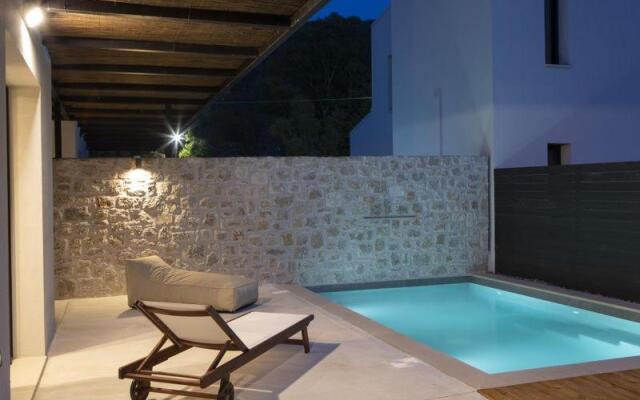 SEASCAPE VILLAS VASSILIKI - Beachfront villas