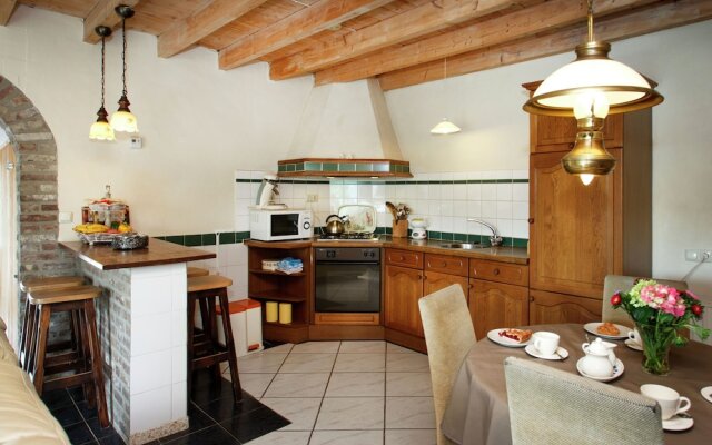 Peaceful Holiday Home in Mechelen With Garden
