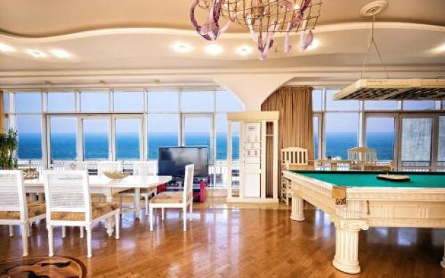 Arkadia Palace Luxury Apartments