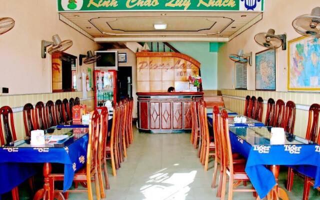 Phong Lan Hotel