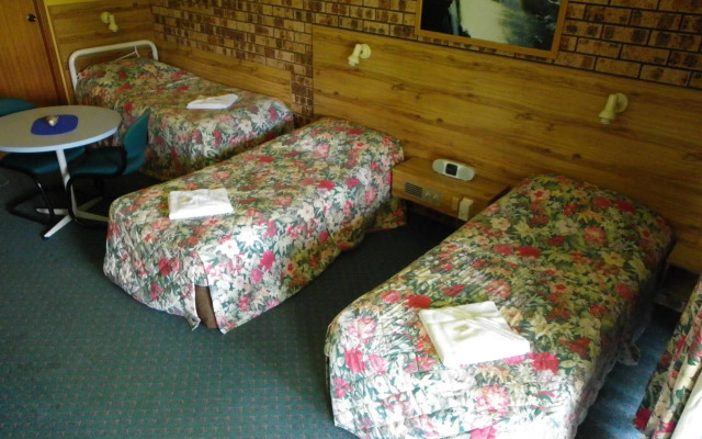 Surfside Resort Motel