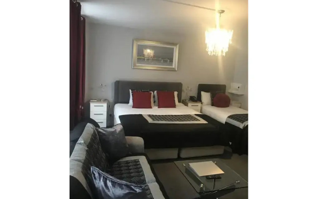 The White Hart Hotel