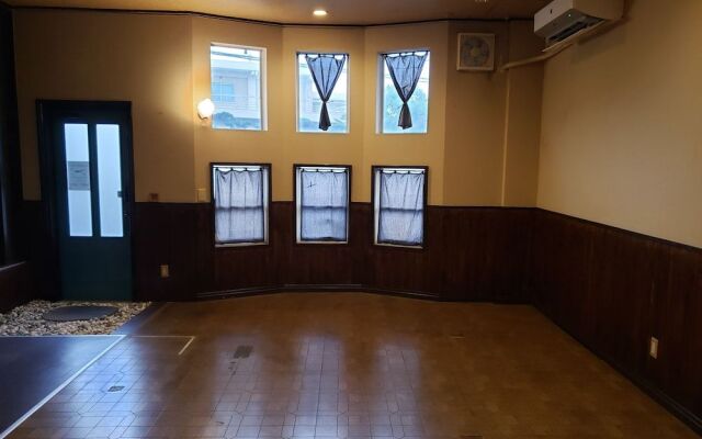 Kazenoie Bonita (только для женщин)