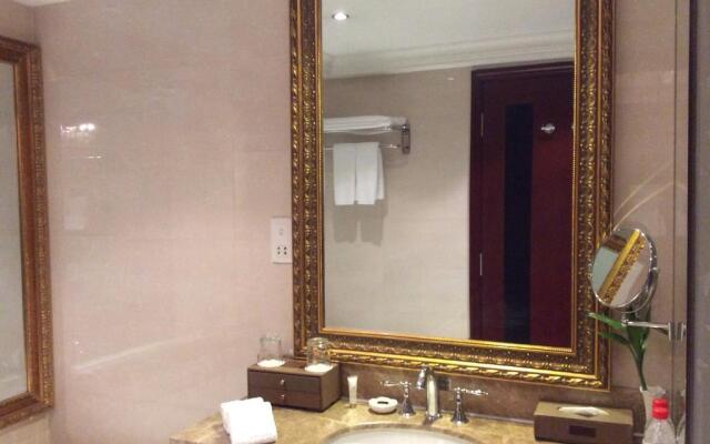 New Paris Hotel Harbin