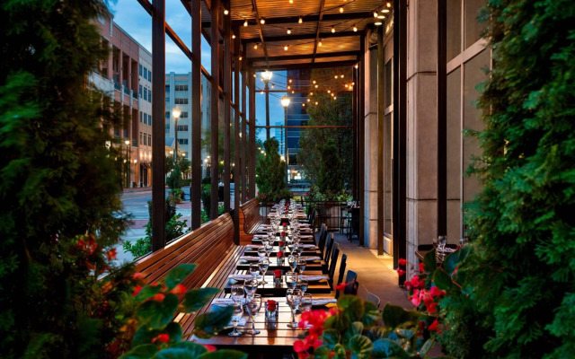 Twelve Midtown, Autograph Collection