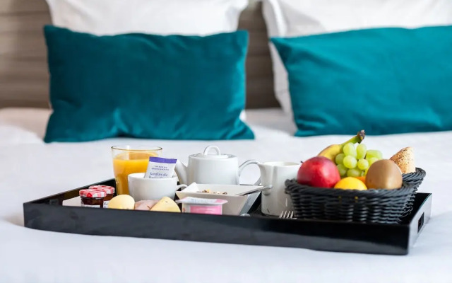 NEMEA Appart Hotel Paris Levallois