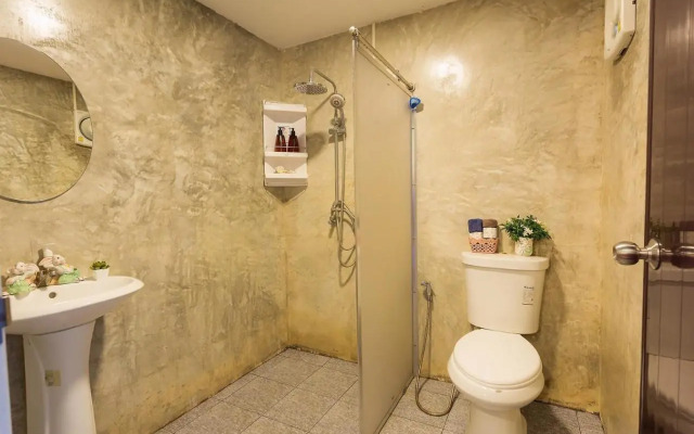 Crazy Mojito Restaurant & Bungalow