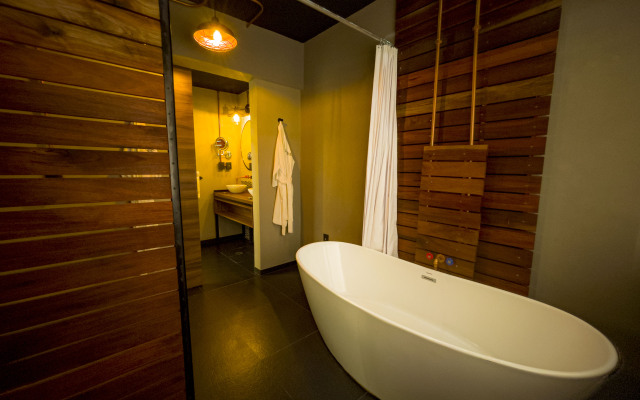 Cadillac Hotel Boutique